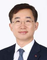 백우기 이사 사진